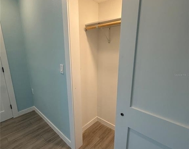 171 Medallion Boulevard - Photo Thumbnail 24