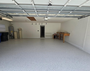 15305 Paloma Park Lane - Photo Thumbnail 12