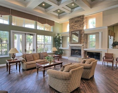 10211 Courtney Palms Boulevard - Photo Thumbnail 18