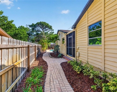 6113 10th Avenue S - Photo Thumbnail 23