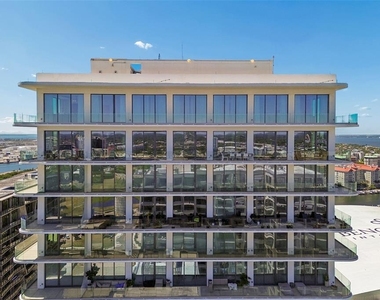 1000 Water Street - Photo Thumbnail 75