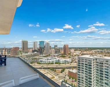 1000 Water Street - Photo Thumbnail 64