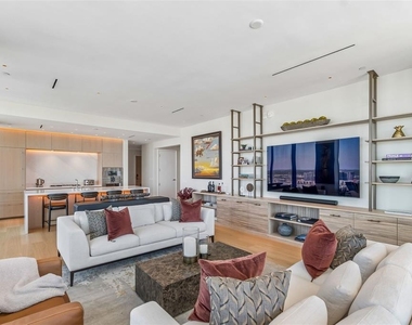 1000 Water Street - Photo Thumbnail 19