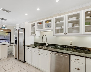 413 S Bayshore Boulevard - Photo Thumbnail 5