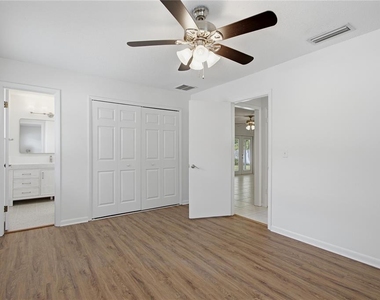 2028 Sussex Road - Photo Thumbnail 12