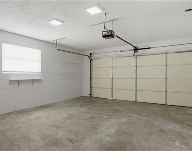 2028 Sussex Road - Photo Thumbnail 17