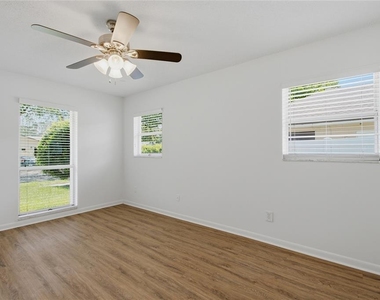 2028 Sussex Road - Photo Thumbnail 11