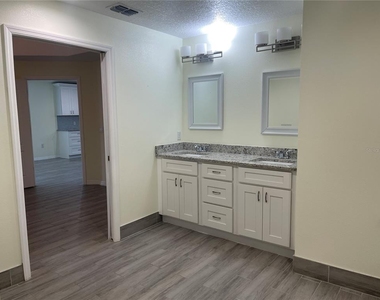 208 Missouri Avenue - Photo Thumbnail 15
