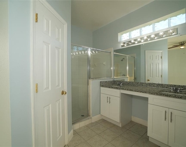 2560 Sage Drive W - Photo Thumbnail 11