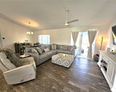 7436 Michael Street - Photo Thumbnail 10