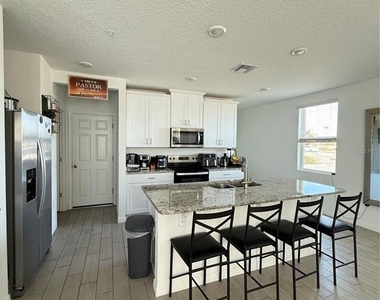 2130 Crape Jasmine Lane - Photo Thumbnail 7