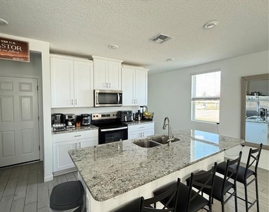 2130 Crape Jasmine Lane - Photo Thumbnail 8