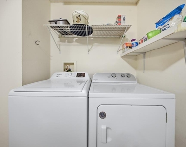 296 Emmalee Place - Photo Thumbnail 15