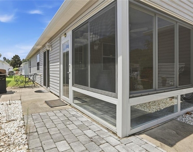 296 Emmalee Place - Photo Thumbnail 18