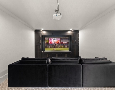 5243 Isleworth Country Club Drive - Photo Thumbnail 36