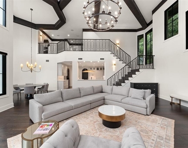 5243 Isleworth Country Club Drive - Photo Thumbnail 6