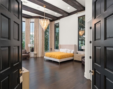 5243 Isleworth Country Club Drive - Photo Thumbnail 23