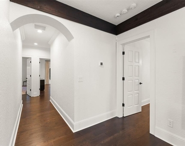5243 Isleworth Country Club Drive - Photo Thumbnail 39