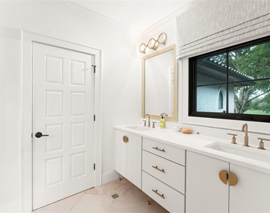 5243 Isleworth Country Club Drive - Photo Thumbnail 43