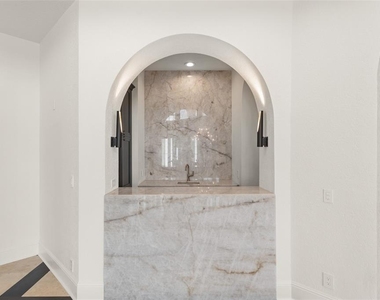 5243 Isleworth Country Club Drive - Photo Thumbnail 22