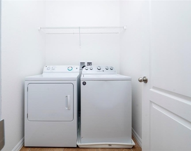2148 Betsy Ross Lane - Photo Thumbnail 28