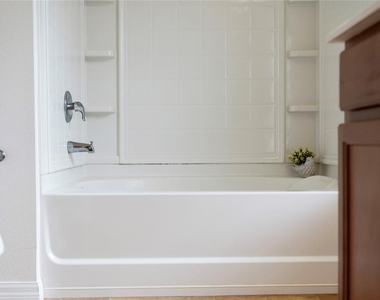 2148 Betsy Ross Lane - Photo Thumbnail 22