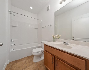 2148 Betsy Ross Lane - Photo Thumbnail 27
