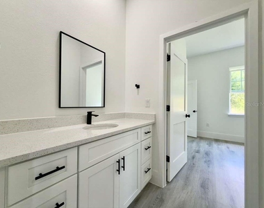 15775 Sw 59th Avenue Road - Photo Thumbnail 47
