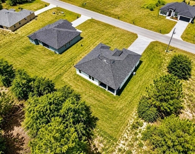 15775 Sw 59th Avenue Road - Photo Thumbnail 3