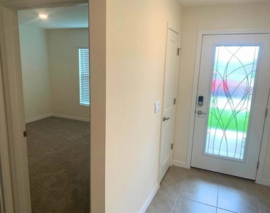 3234 Evenmore Way - Photo Thumbnail 5