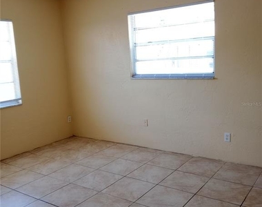 1217 Kennedy Road - Photo Thumbnail 6