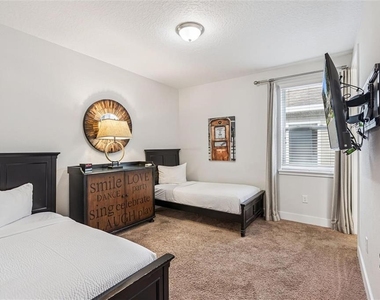 310 Pendant Court - Photo Thumbnail 16
