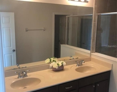 2504 Amati Drive - Photo Thumbnail 26