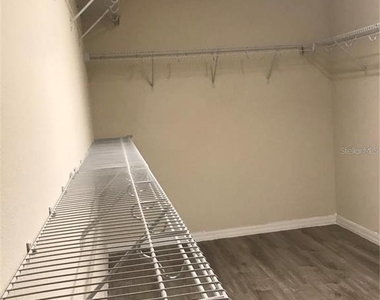 2504 Amati Drive - Photo Thumbnail 28