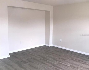 2504 Amati Drive - Photo Thumbnail 20
