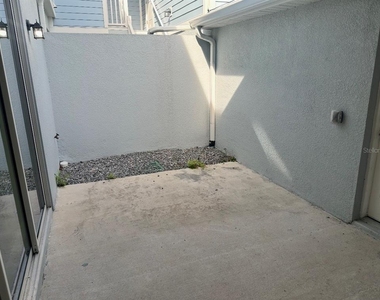 12113 Via Caselli Lane - Photo Thumbnail 30