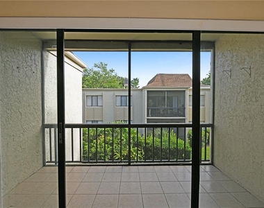 3282 S Semoran Boulevard - Photo Thumbnail 18
