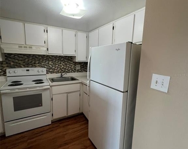 618 Orange Drive - Photo Thumbnail 3