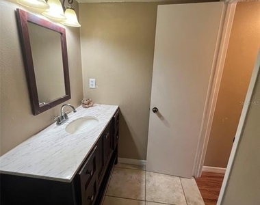 618 Orange Drive - Photo Thumbnail 7