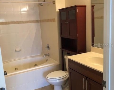 6344 Lake Smith Circle - Photo Thumbnail 16