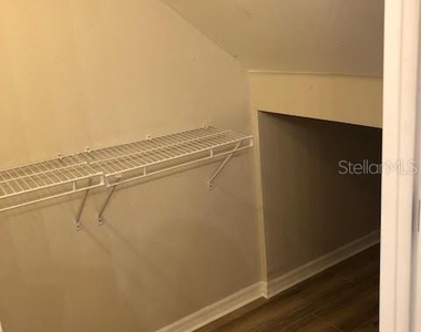 6344 Lake Smith Circle - Photo Thumbnail 13
