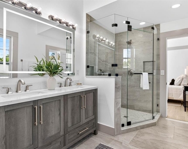 1330 Cherry Street Ne - Photo Thumbnail 22