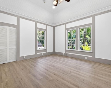 1330 Cherry Street Ne - Photo Thumbnail 19