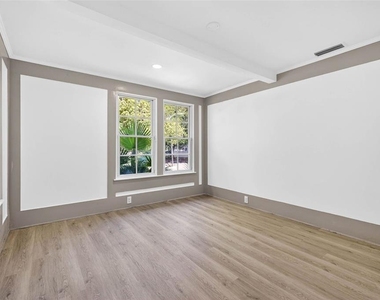 1330 Cherry Street Ne - Photo Thumbnail 35