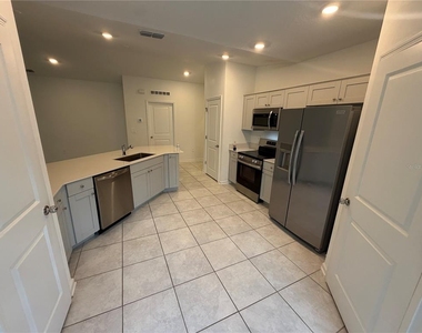 314 Lawson Avenue - Photo Thumbnail 5