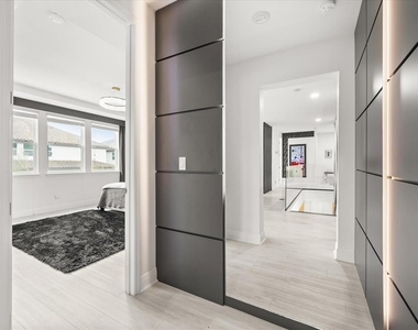 8109 Ludington Circle - Photo Thumbnail 30