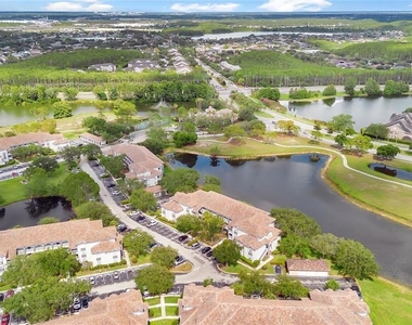 13815 Fairway Island Drive - Photo Thumbnail 19