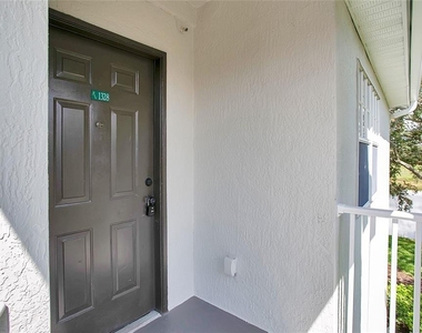 13815 Fairway Island Drive - Photo Thumbnail 1
