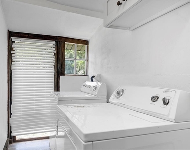611 Marion Street - Photo Thumbnail 22