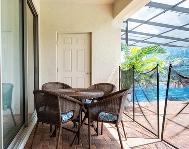 8894 Geneve Court - Photo Thumbnail 23